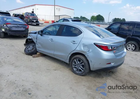 2019 Toyota Yaris Le from USA, damaged, VIN 3MYDLBYV1KY511487